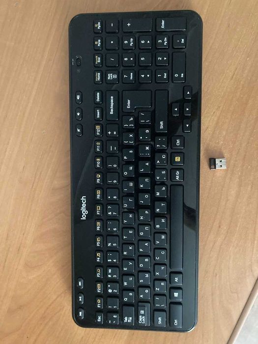 Беспроводная клавиатура Logitech 360 — чёрная