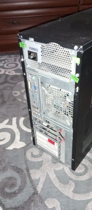 Офисный компьютер