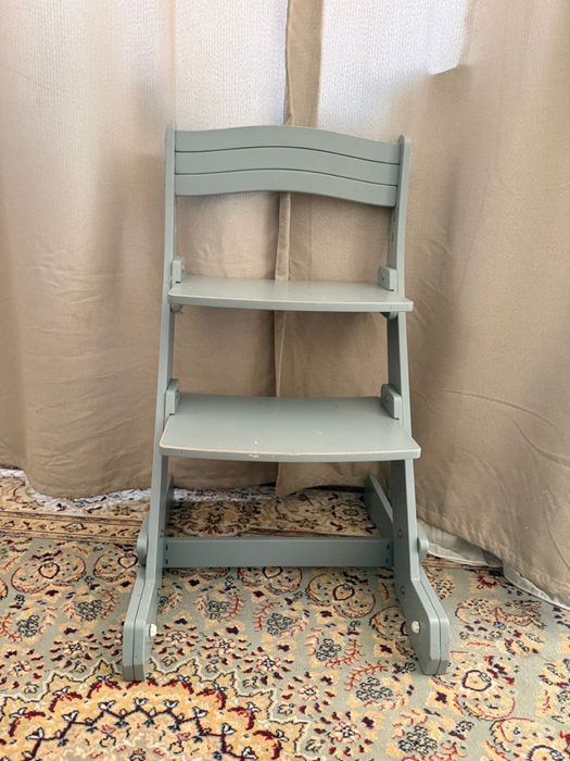 Растущий стул/кровать/шкаф/ковер/шторы