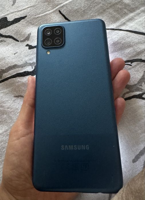 Продам Samsung Galaxy A12 срочно
