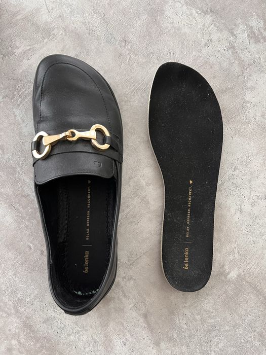 Продаю женскую обувь