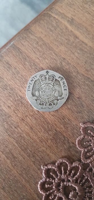 Старинни английски монети