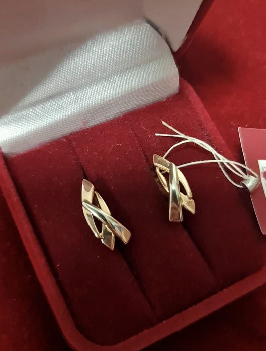 Золотые новые серьги 585 пробы