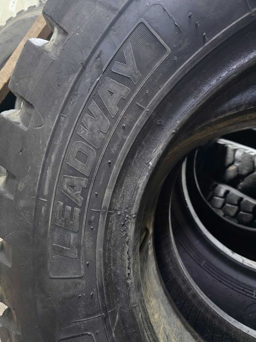 Шины на погрузчик бу 17.5-25