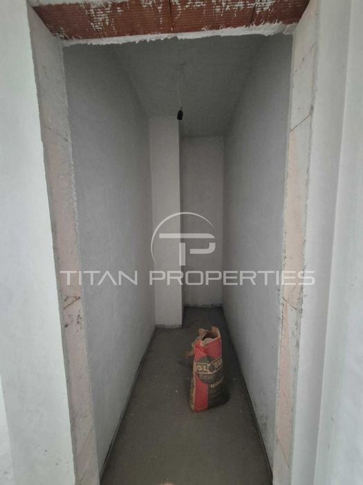 Продава се Тристаен апартамент в Пловдив, Младежки Хълм - 123 кв.м за 1830 €/кв.м - Снимка #5