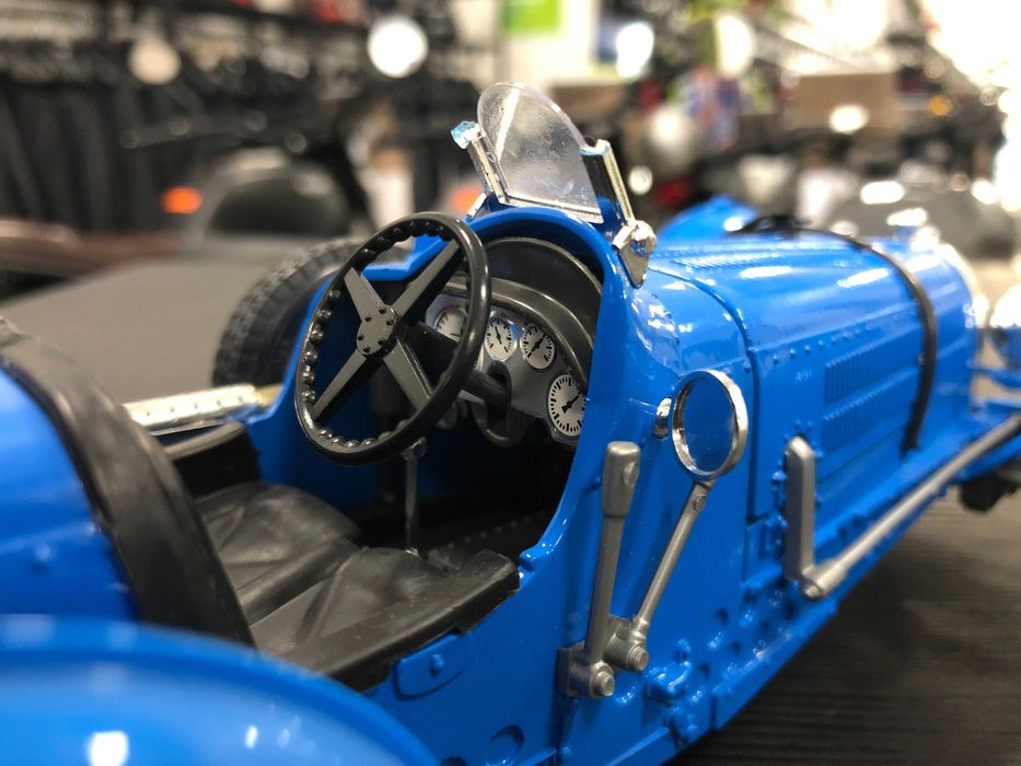 BBURAGO нова метална колекционерска количка BUGATTI TYPE 59 1934г.1:18