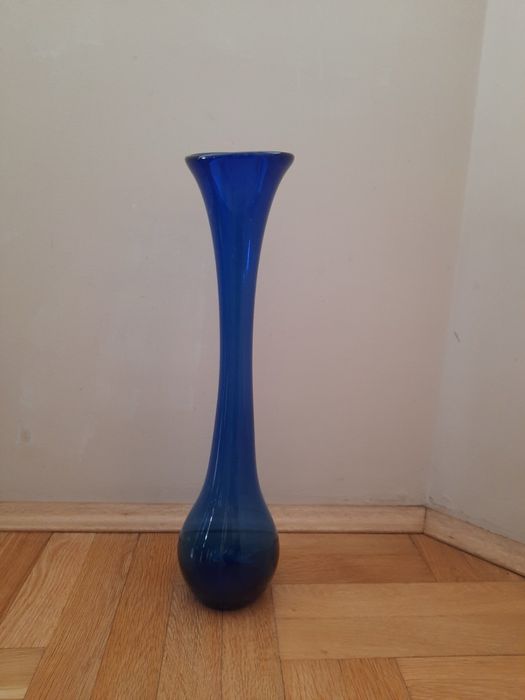 Нови стъклени вази