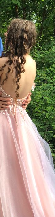 Абитуриентска рокля