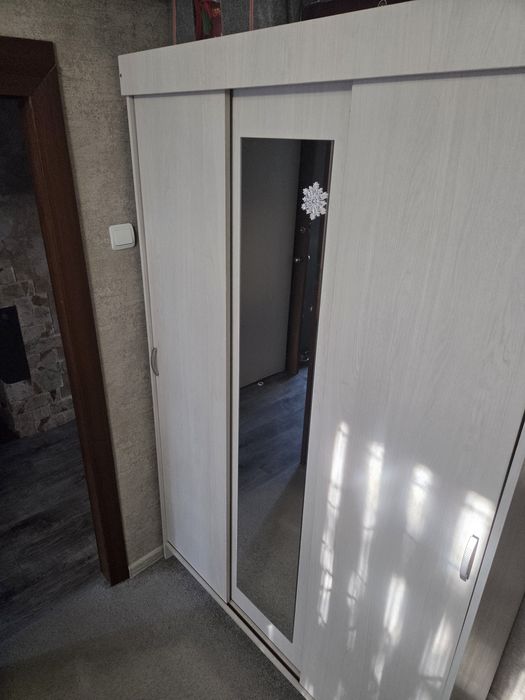 Продам шифонер в хорошем состоянии!