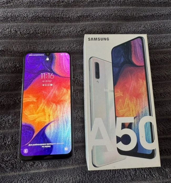 Samsung  Galaxy  A50 4/64GB. В идеале