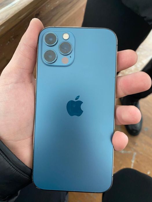 Айфон 12про хорошем состяний