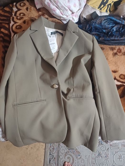 Продам пиджак от зара