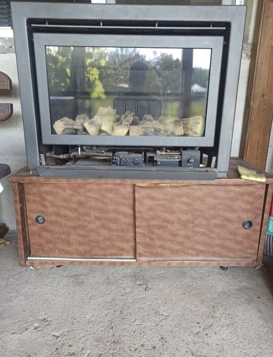 Камина за вграждане на газ