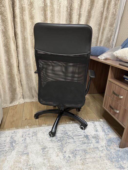 Продам Офисное кресло