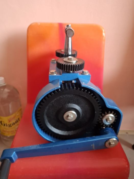 Валцова преса за бижута