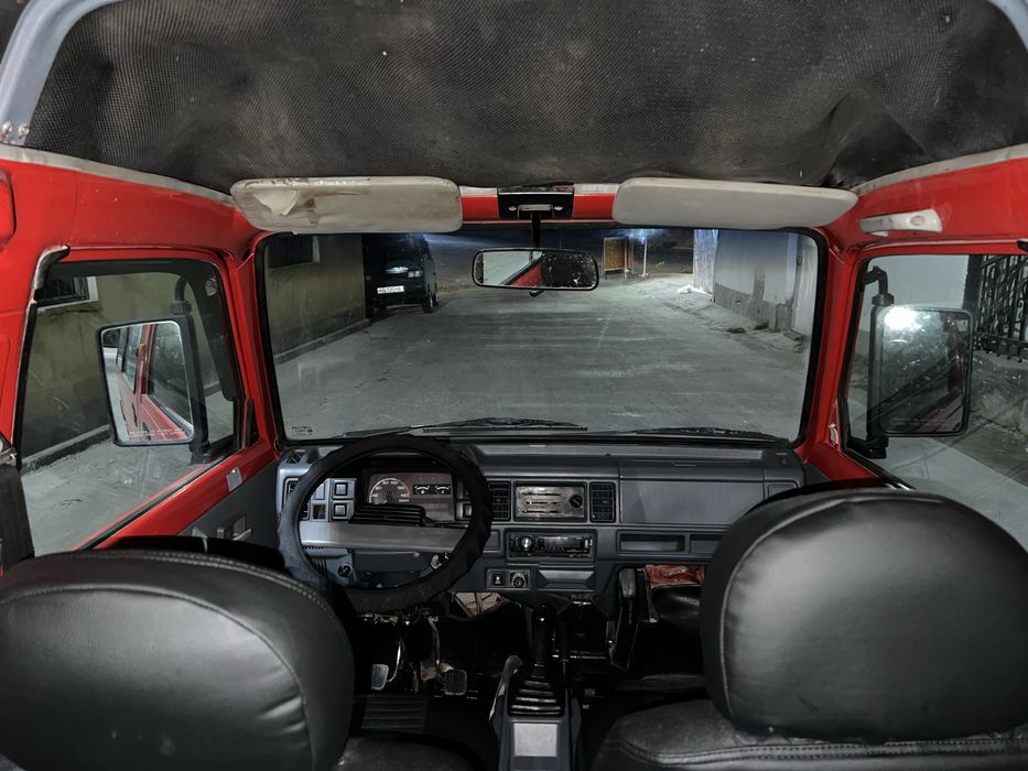 Дамас сотилади 2001