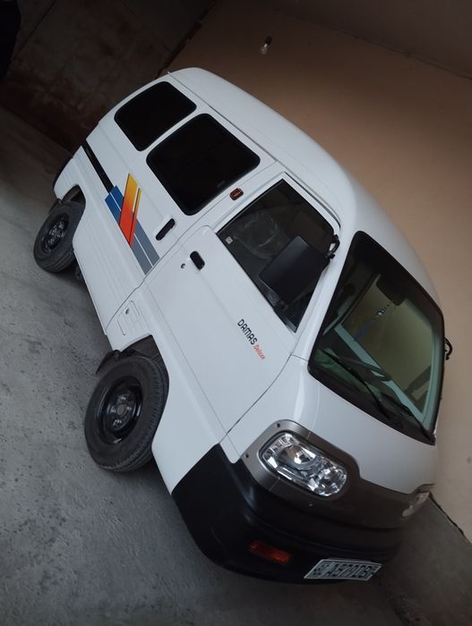 Дамас сотилади.2025 йил