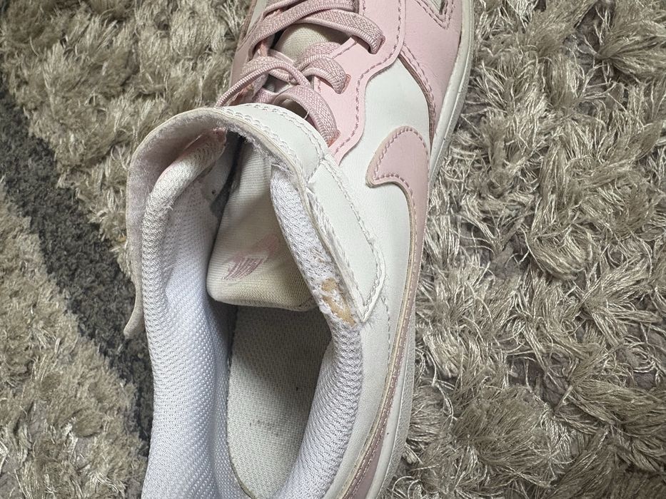 Маратонки nike 32