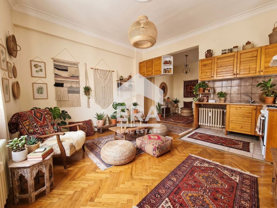 Продава се Многостаен апартамент в София, Център - 125 кв.м за 4152 €/кв.м - Снимка #8