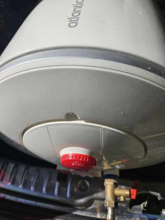 Boiler electric 30 litri 2000w