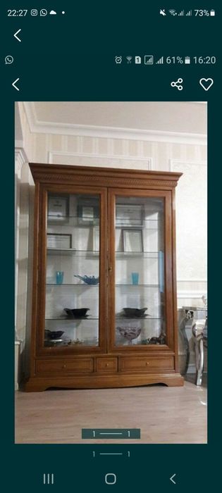Витрина сервант из массива дерева Итальянский