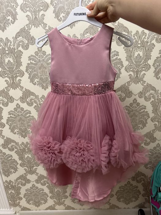 Нарядное платье для девочки