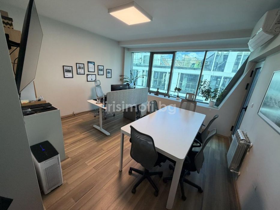 Продава се Четиристаен апартамент в София, Хиподрума - 169 кв.м за 2687 €/кв.м - Снимка #11