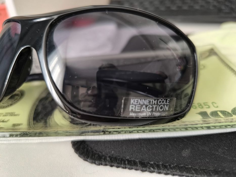 Очки kenneth cole reaction