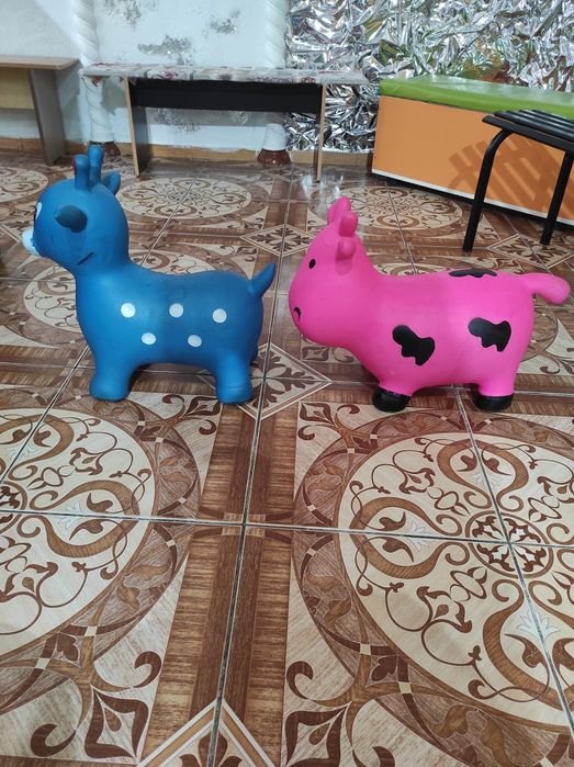 Детские резиновые прыгуны