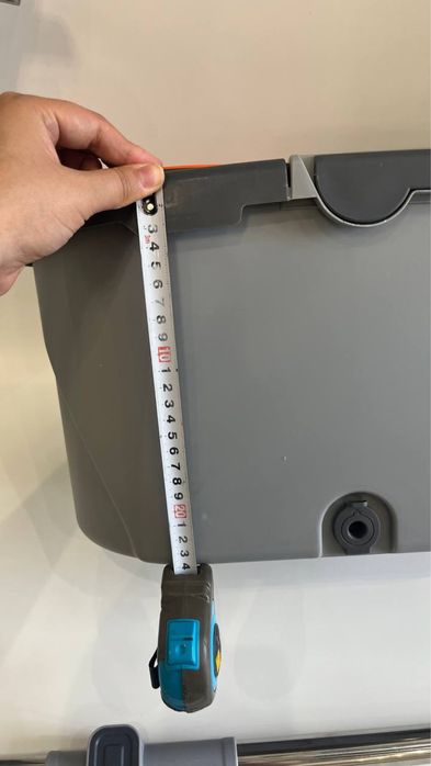 Продам швабру с отжимом. Новая!