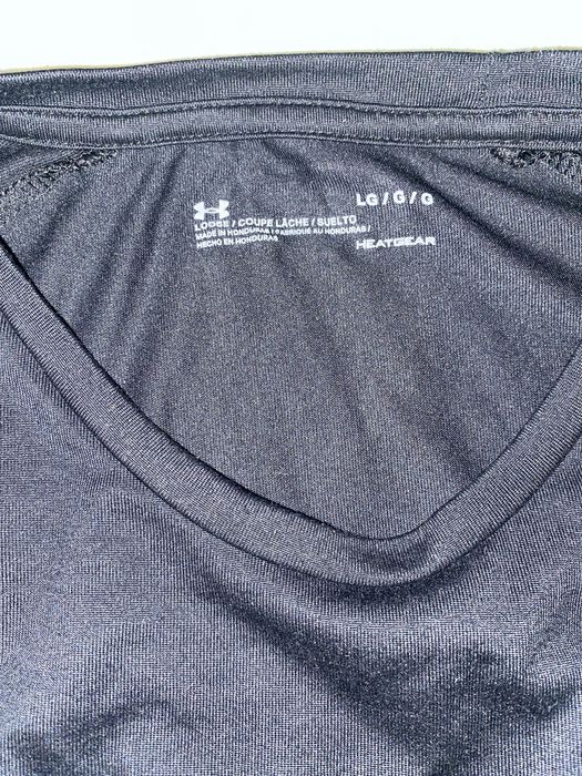 Спортна тениска Under Armour