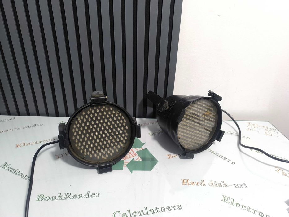 Proiector LED PAR Show tec Parcan 56 short black, 151 LED-uri