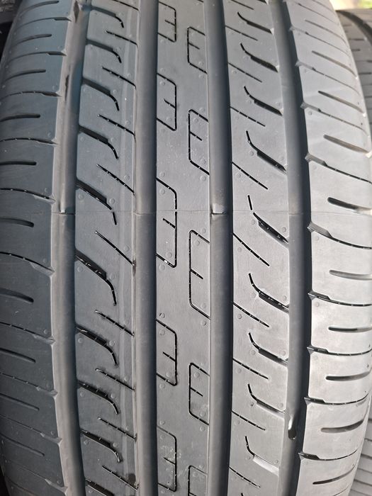 Продам шины 235/50/19 гити