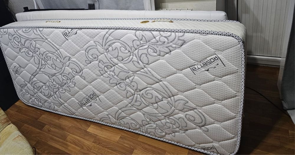 Продам матрас размер 90/2000
