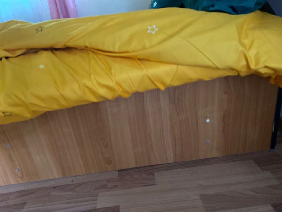 Donez Pat King size  2 persoane gratuit
