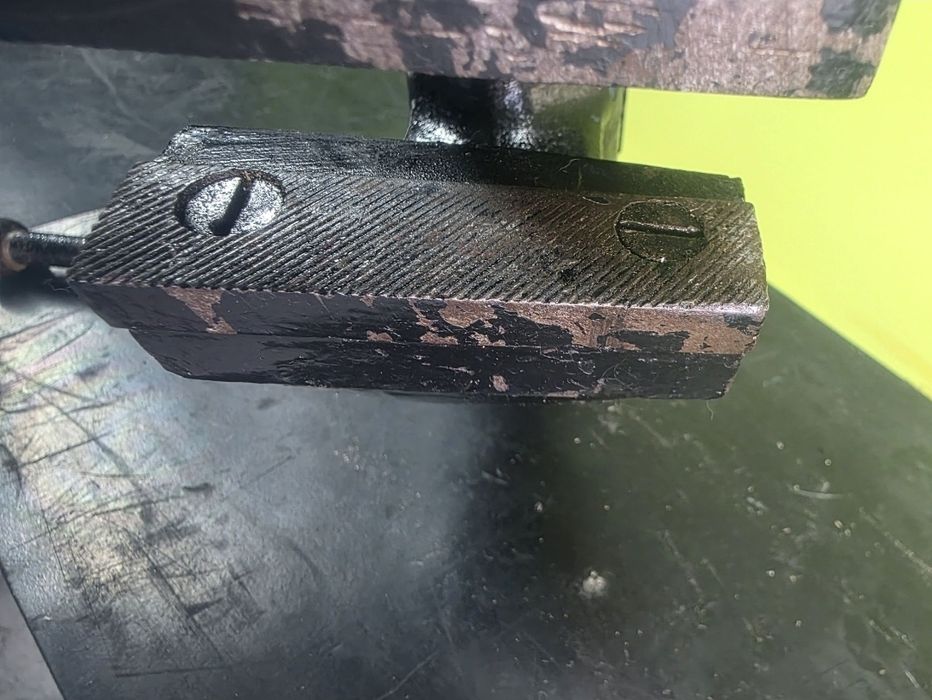 Менгеме Triumph 85