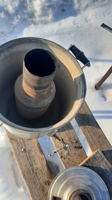 Продам самовар в хорошем состояниие.