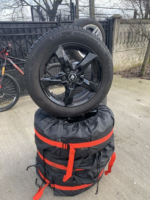 Vand jenți RC DESIGN noi