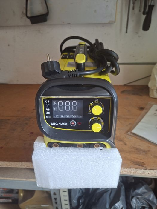 Invertor sudura Intensiv 130 d