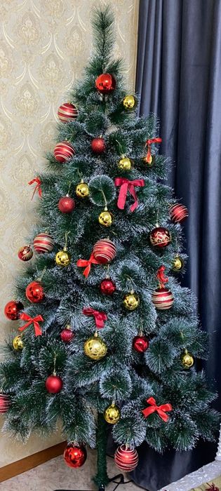 новогодняя ёлка 210 см