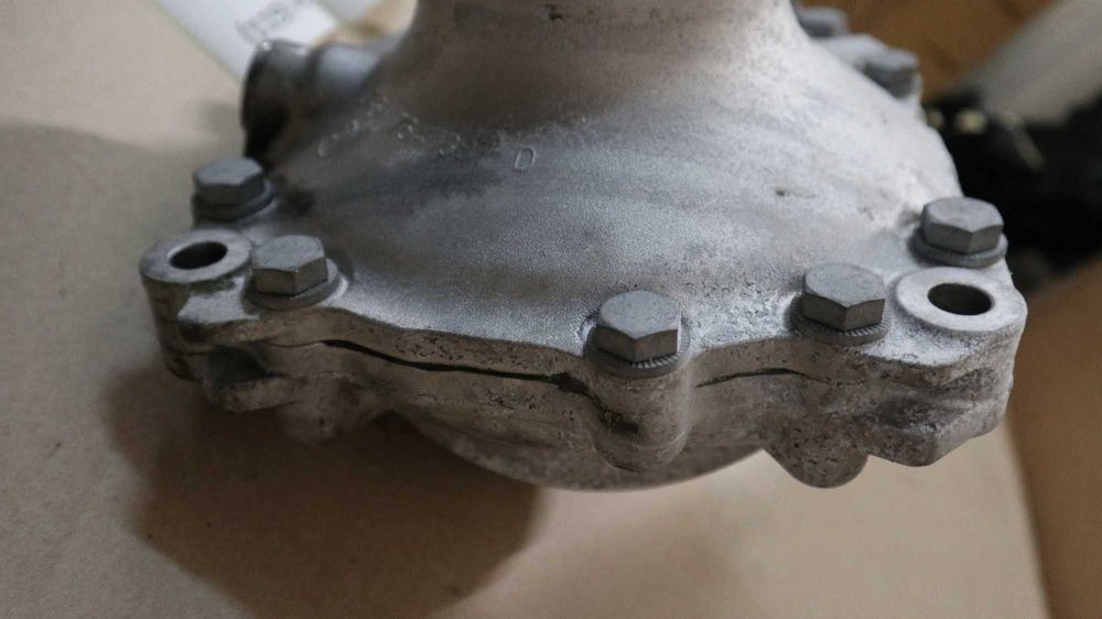 Преден диференциал за БМВ 3.0 и 4.0 дизел с предавателно число 2.56