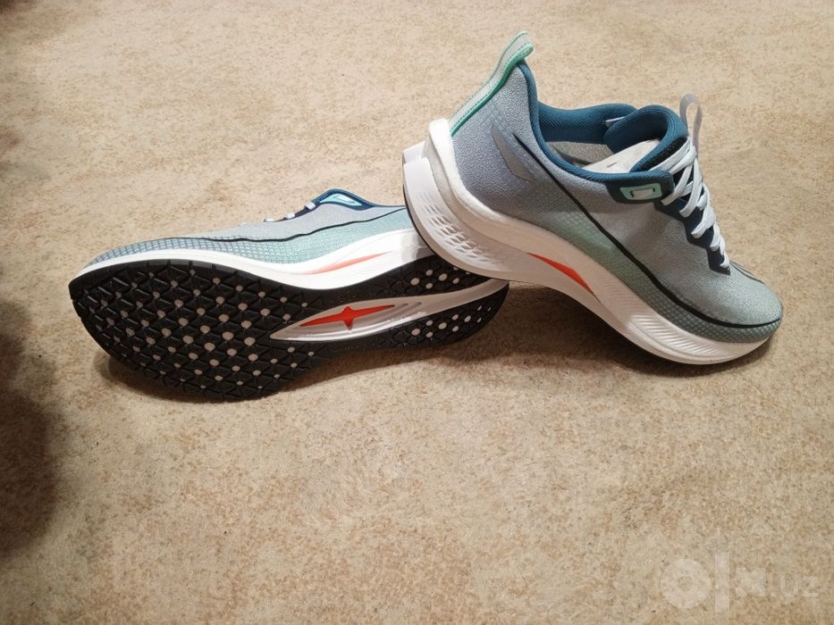 Новые кроссы Li ning, 45-46 размер