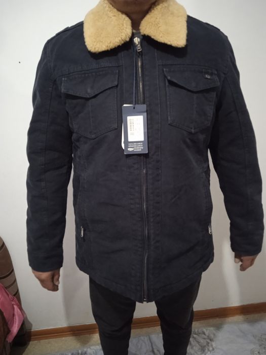 Куртка продам  L