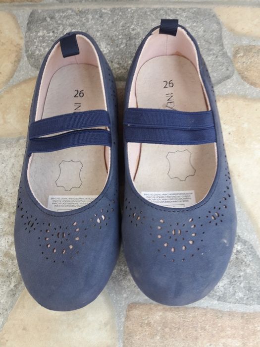 Детски обувки за момиче 23 и 26 номер