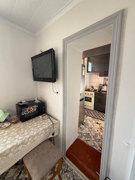 Eshonguzar da 2 xonali kvartira sotiladi. 2.2.4