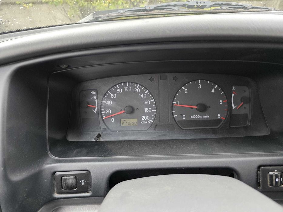 Pajero sport 4x4 offroad mitsubishi pajero shogun landcruiser l200