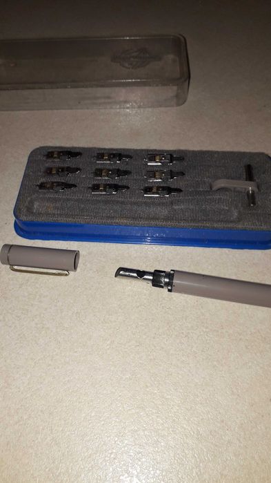 НЕМСКИ комплект за чертане Мarkant писалка