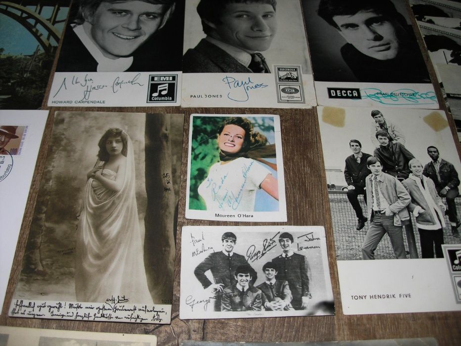 Lot 17 carti postale, cartonase, autografe, etc.