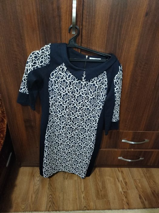 Платья женские, разные