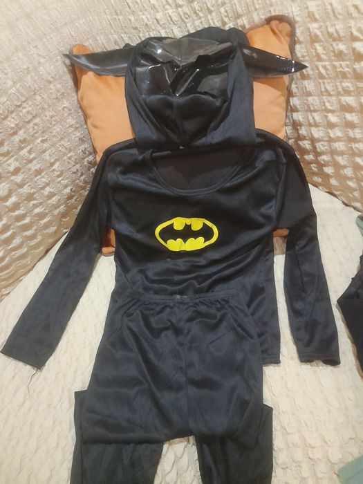 Bolalar uchun kastyum